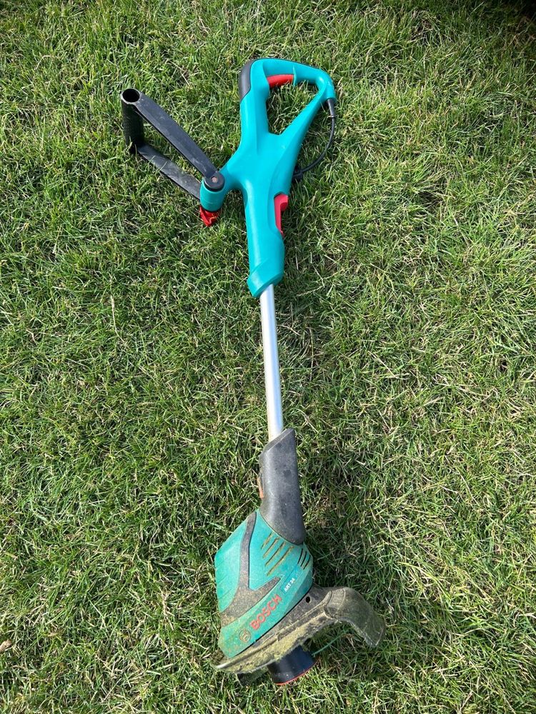 Trimmer de tuns iarba electric Bosch