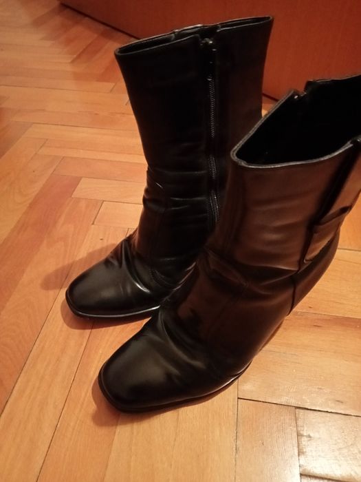 Cizme de piele cu toc