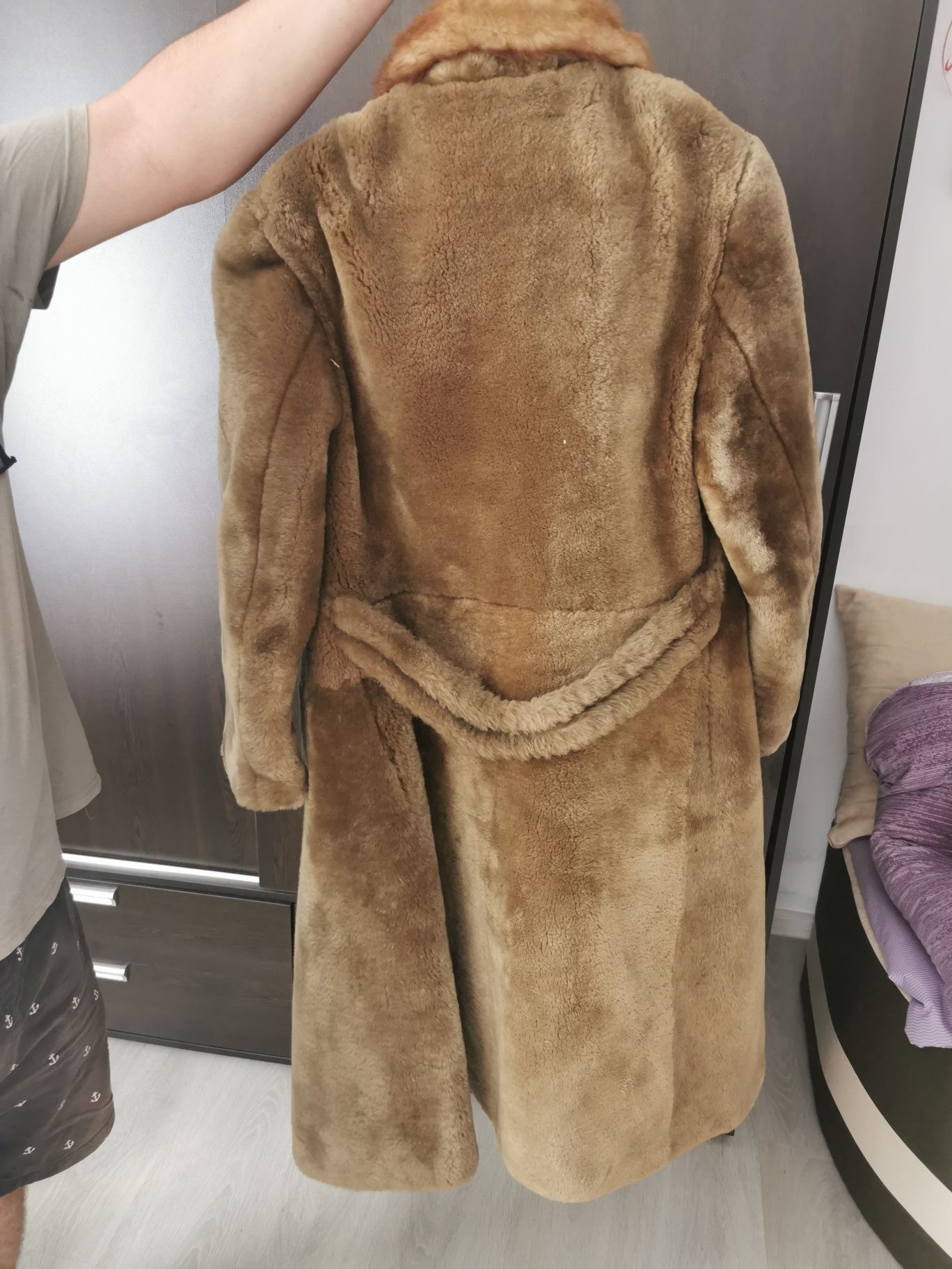 Haină de blană originală