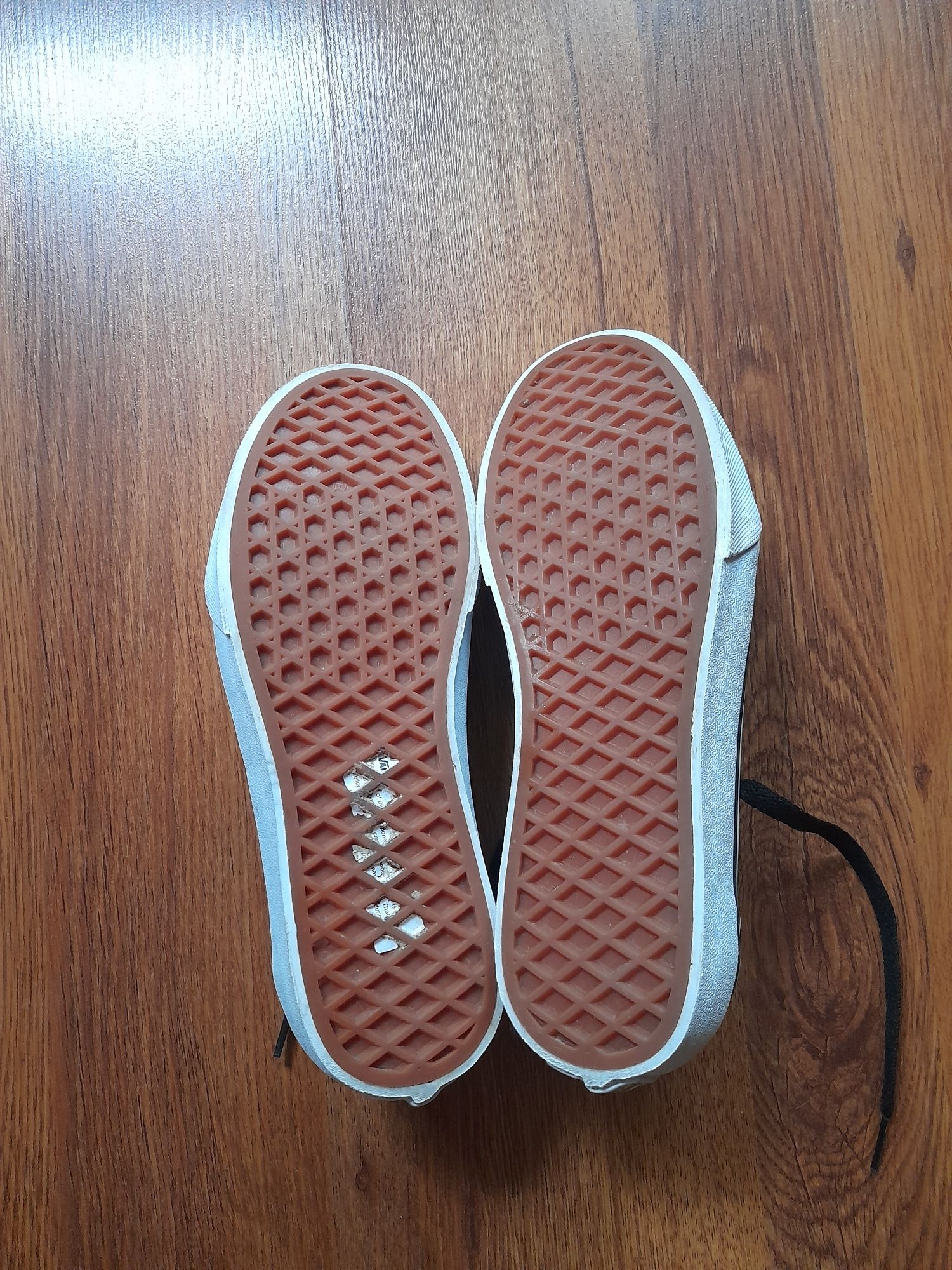 Vans кецове 36 номер.
