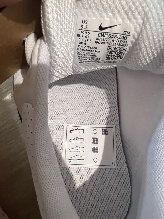 Продавам оригинални маратонки Nike