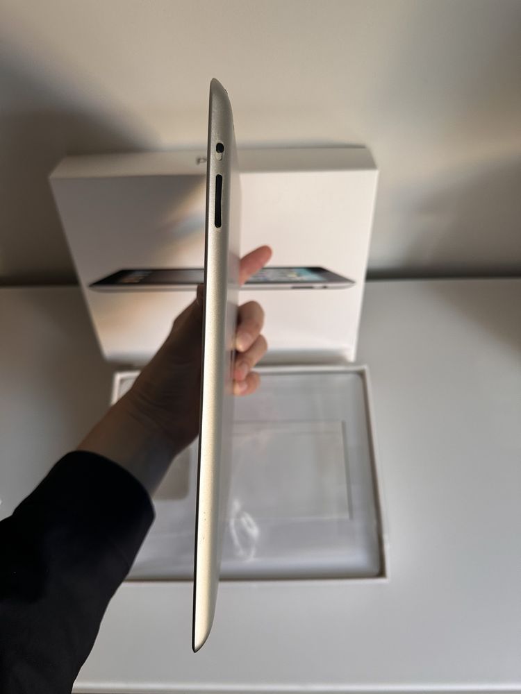 Отлично запазен iPad 2 (2011)