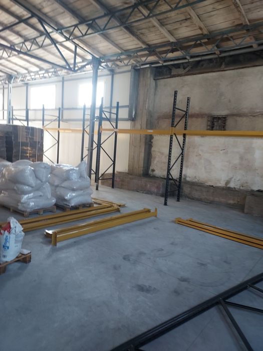 Rafturi prețuri bombă lichidare de stoc