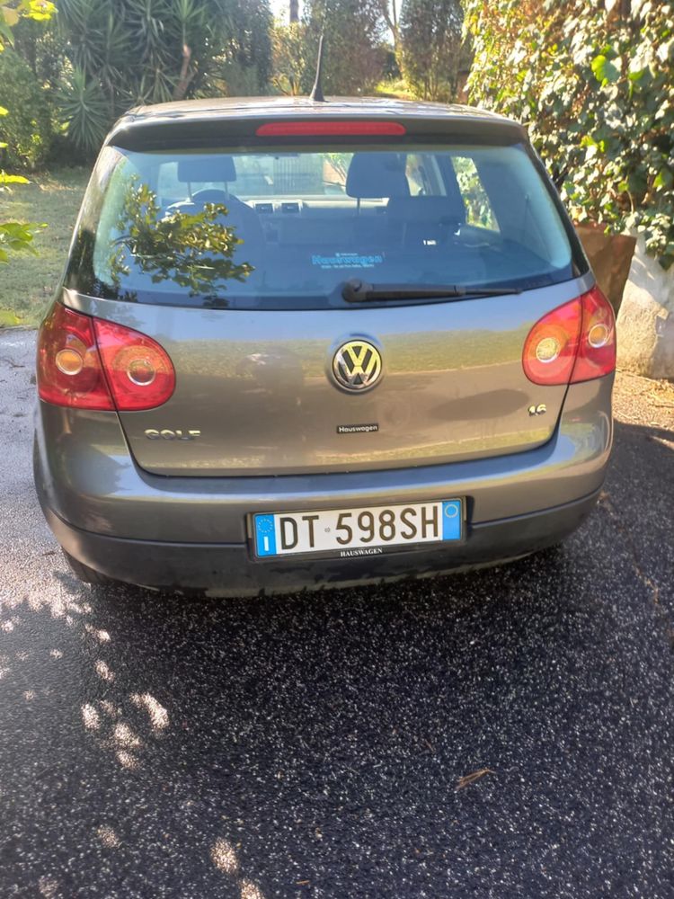 Vand golf 5 in perfecta stare de functionare