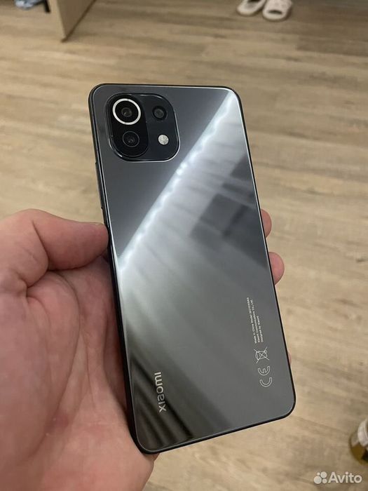 Xiaomi Mi 11 Lite продам