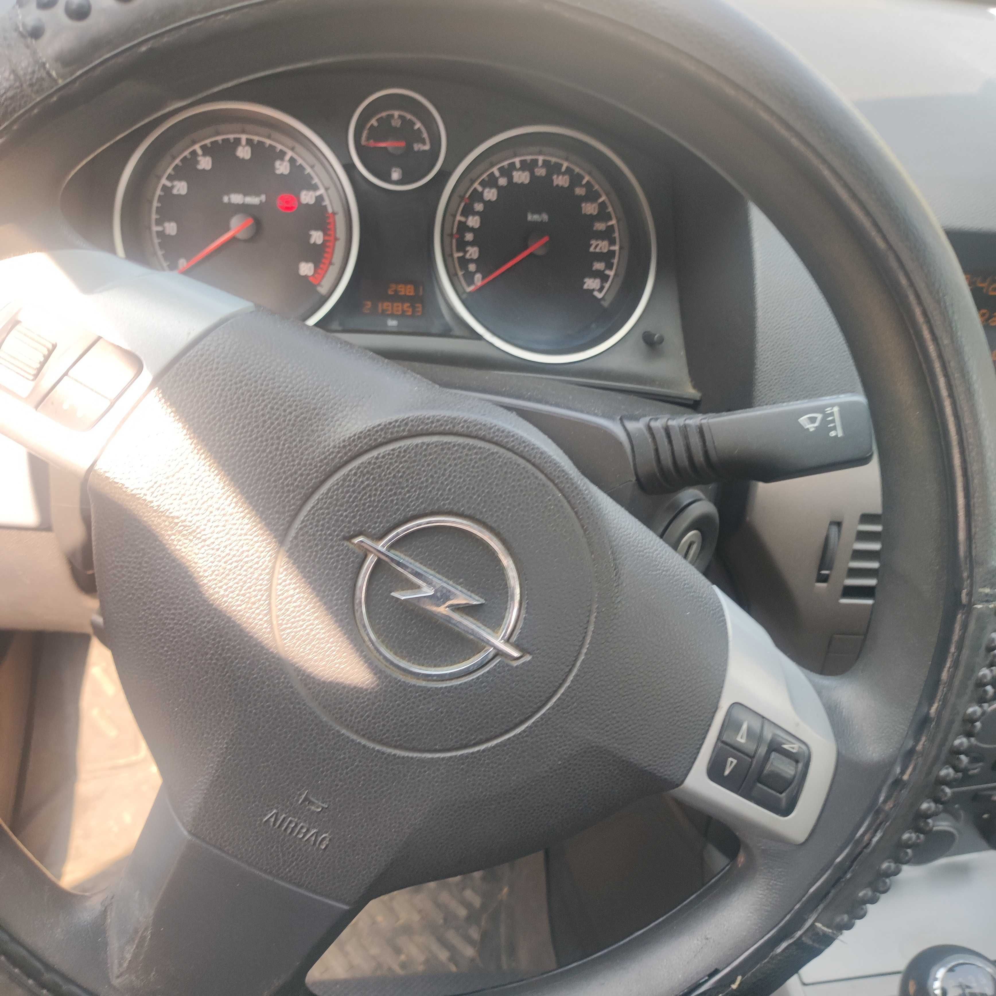Opel Astra H 1.4 benzina 2004
