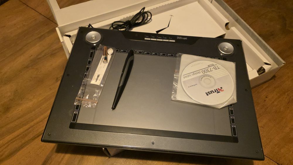 Широкоекранен графичен таблет Trust TB-7300