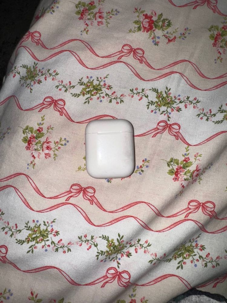 Кейс airpods 2 оригинал