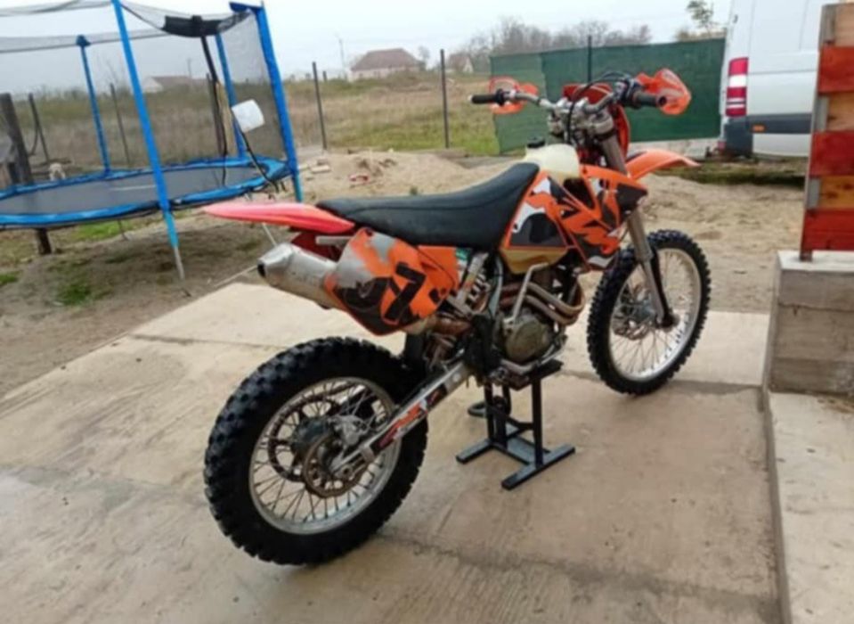 Dezmembrez ktm 400 exc orice piesa disponibila chiuloasă cilindru