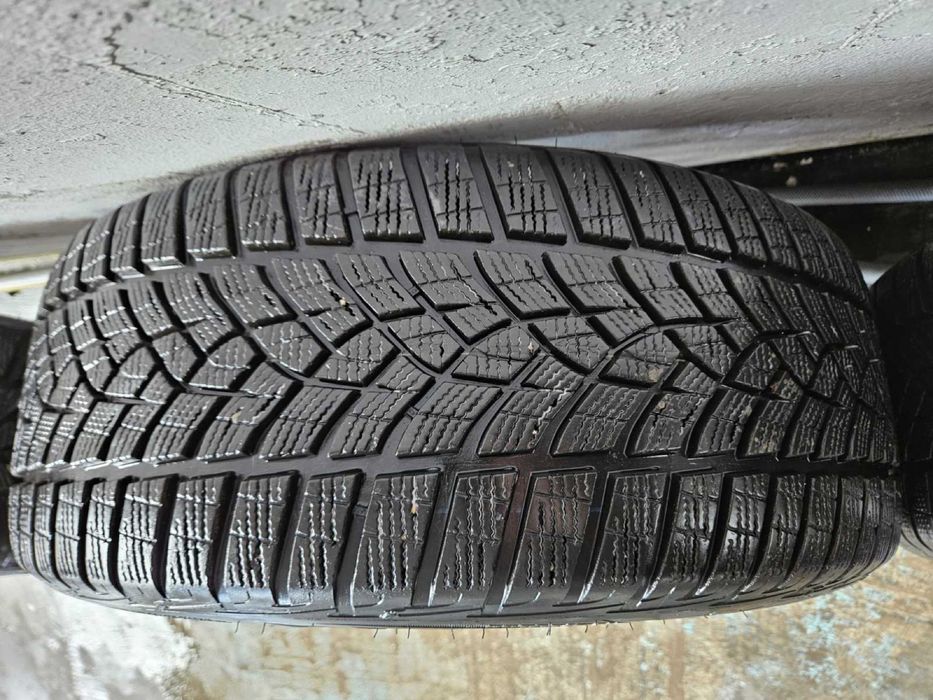 18” Джанти и зимни гуми BMW V Spoke 254 + GoodYear Ultragrip 225/45/18