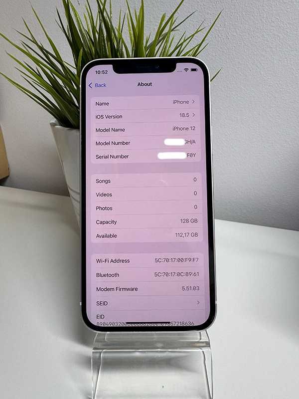 iPhone 12 (white)