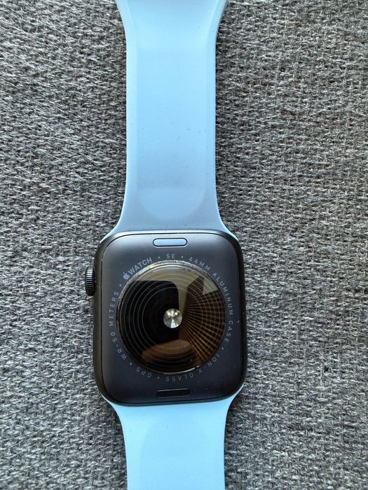 Apple Watch SE 44mm