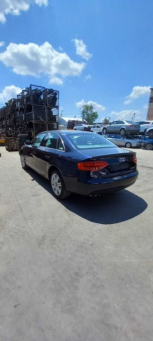 Audi a4 b8  cod motor CAGC Dezmembrez/Dezmembram