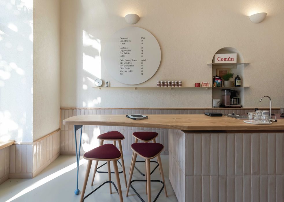 Predare business amenajat la cheie - cafenea