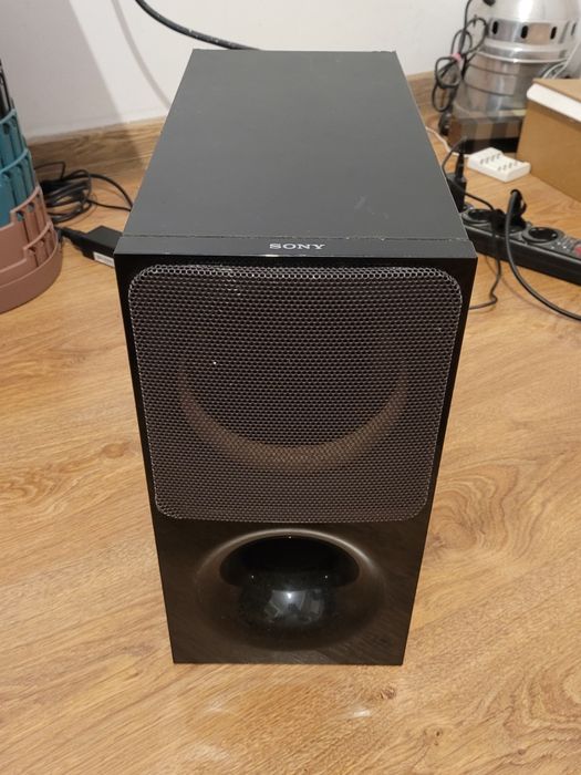 Incita subwoofer sony în stare foarte bună fără difuzor
