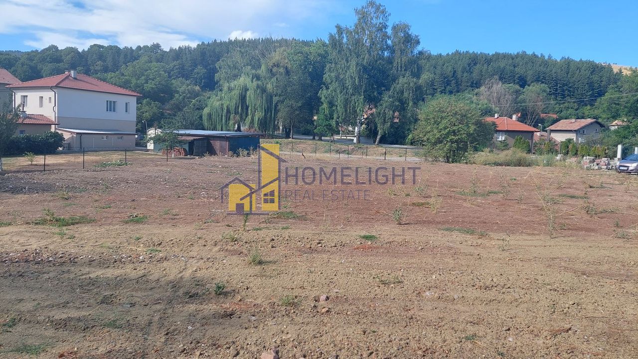 Продава се Парцел в с. Студена, Област Перник - 1315 кв.м за 66 €/кв.м - Снимка #7