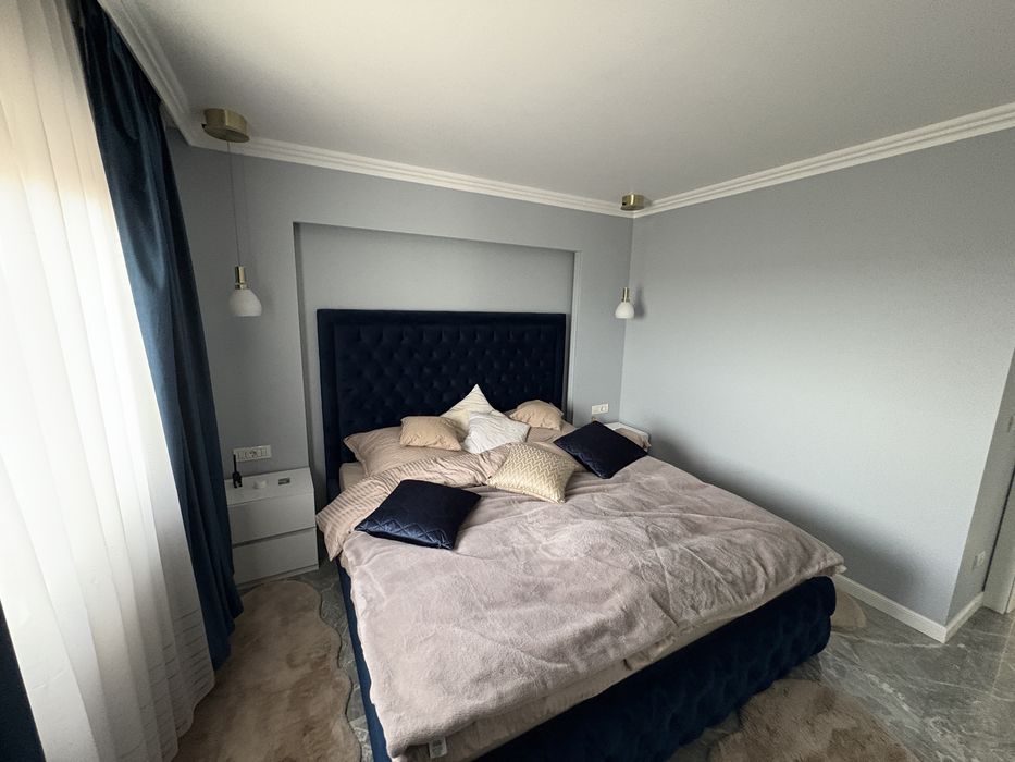 Vand apartamet 3 camere