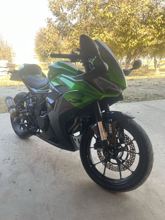 NOOMA 325 S ( YAMAHA R 3 )