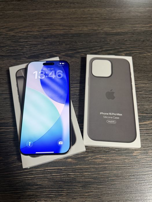 iPhone 16 pro max natural titanium 256gb  impecabil
