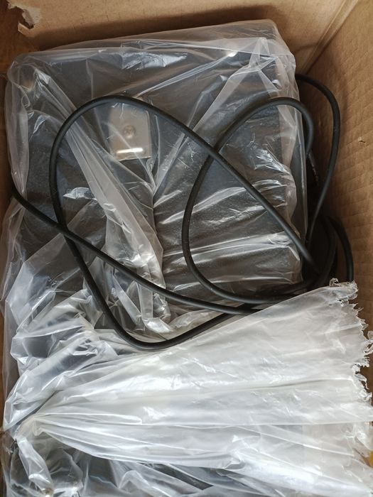 Новая гитара и усилитель в комплекте