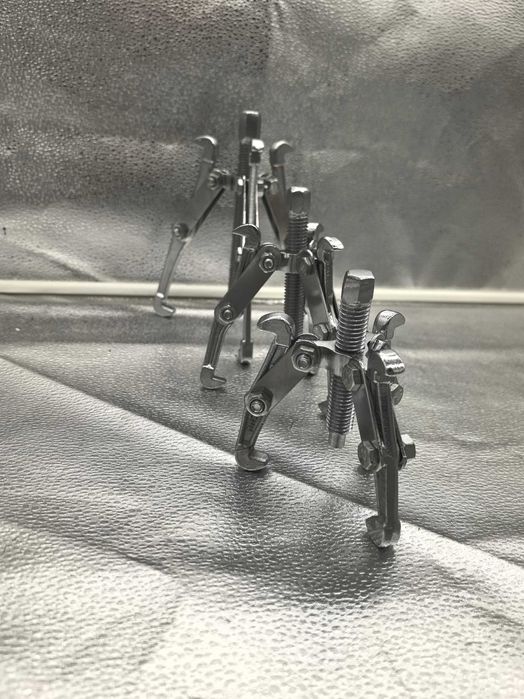 Extractor cu 3 brate reversibile pentru rulmenti si discuri – 129 lei