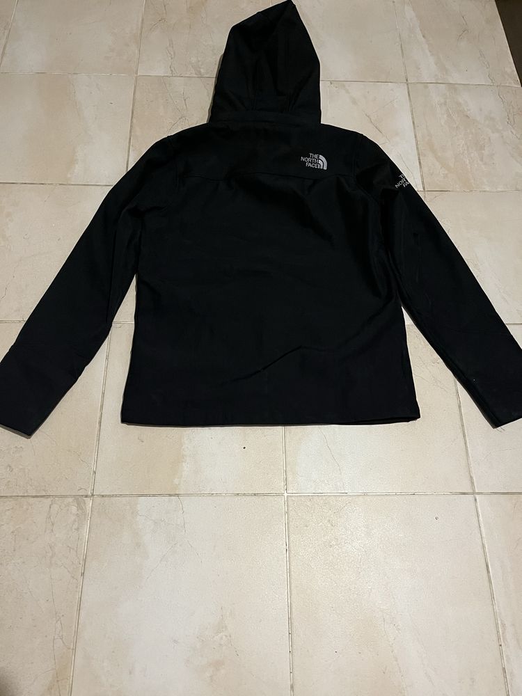 Яке на The North Face