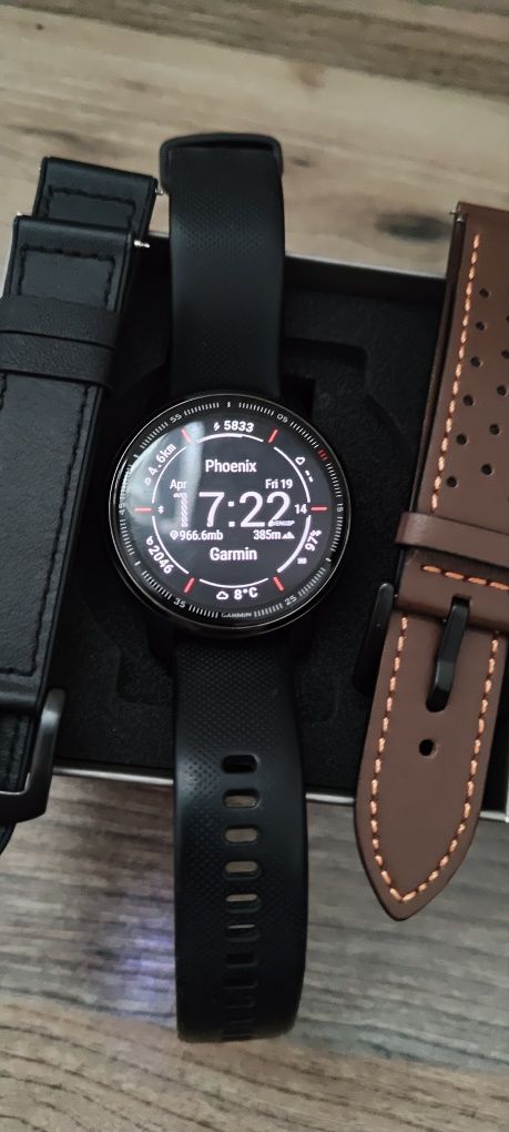 smartwatch Garmin Venu 2 plus accepta plati prin NFC