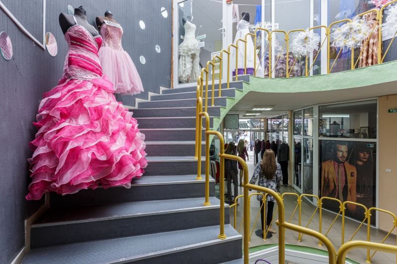 Продава се Магазин в Плевен, Идеален център - 831 кв.м за 1866 €/кв.м - Снимка #4