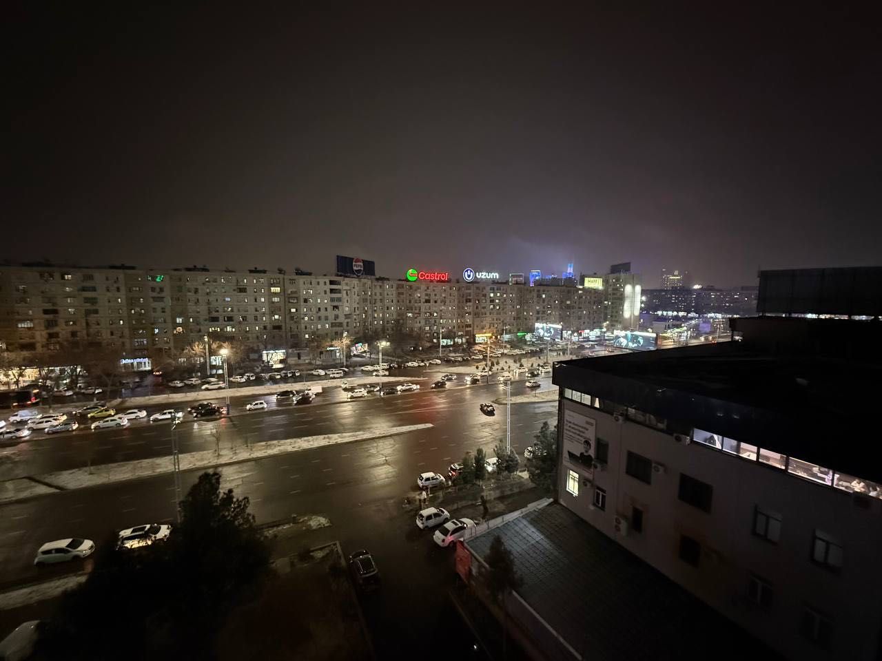 Квартира 3 ком с большой гардеробной. Lvartira sotiladi