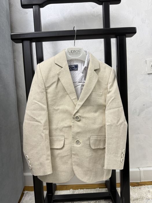 Детский пиджаки с бурючками