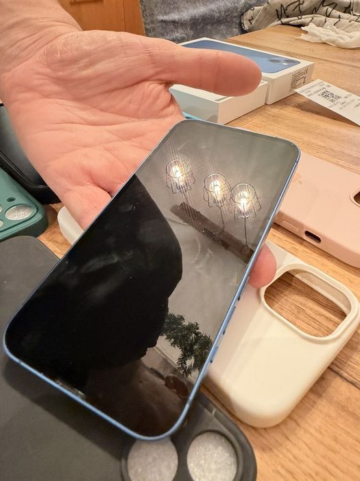 IPhone 13 128gb Много запазаен