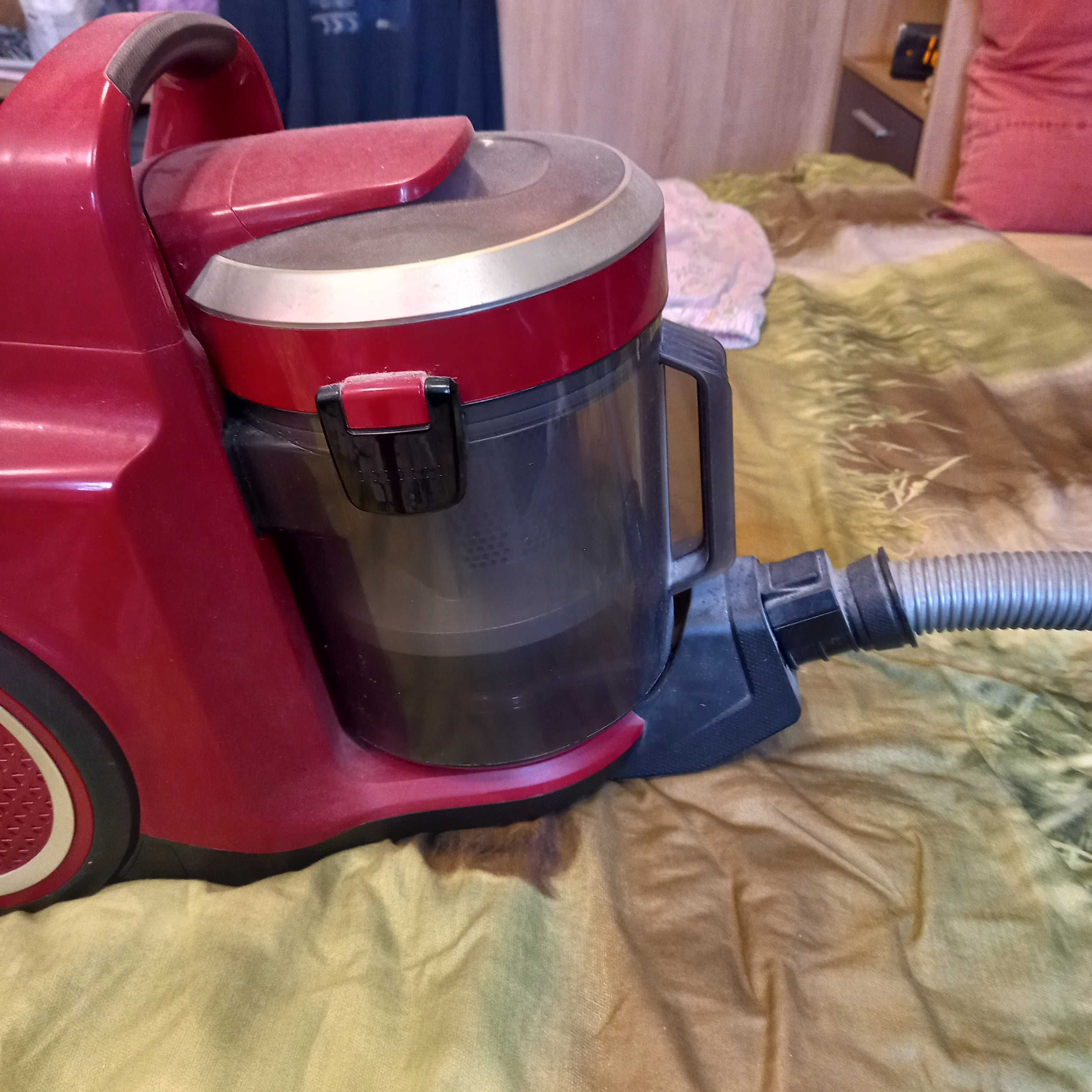 Vind aspirator filtrare apa aproape nou.