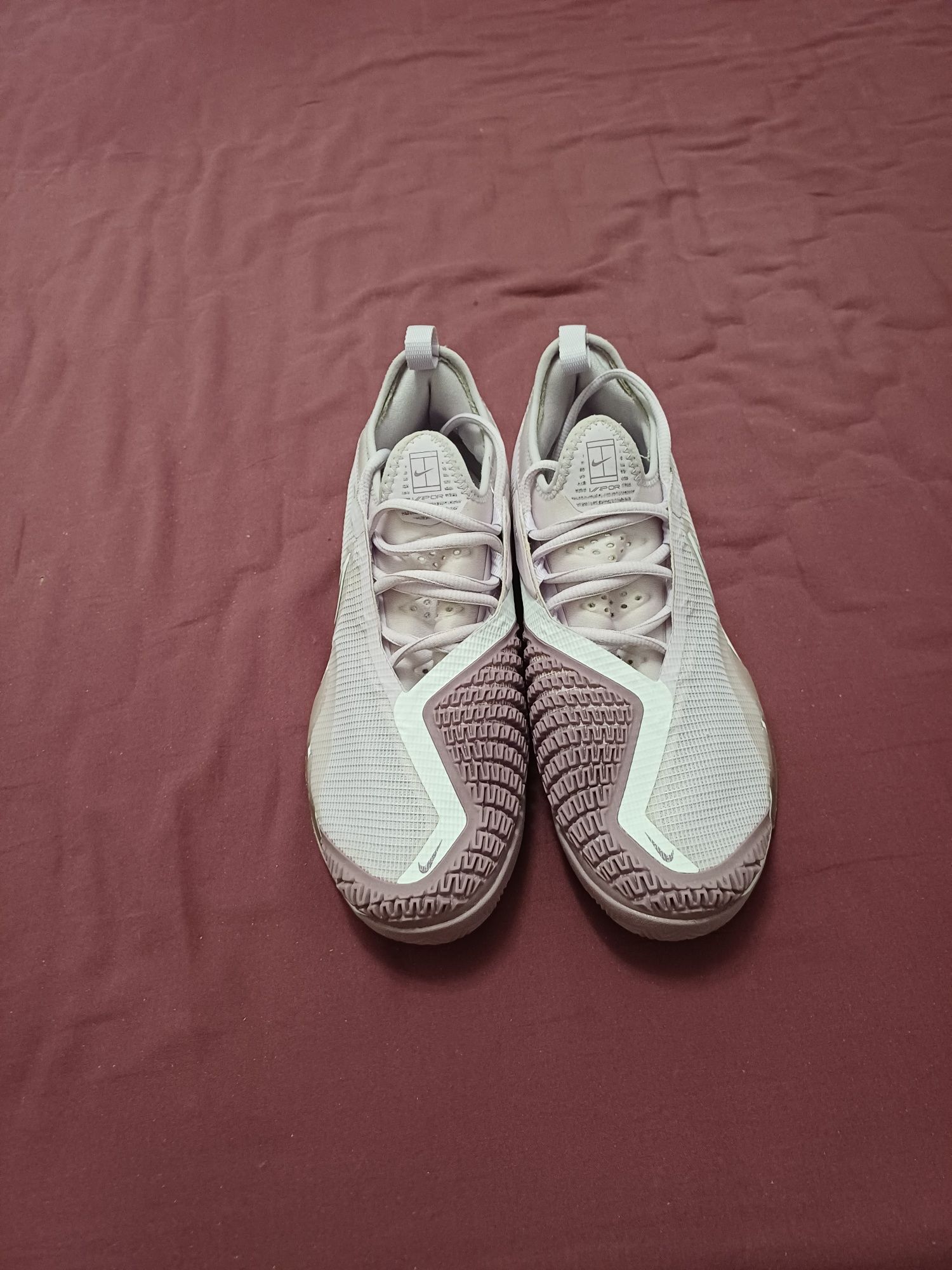 Маратонки Nike чисто нови