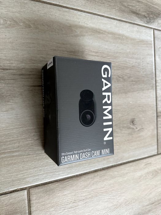 Cameră auto Garmin Dash Cam Mini – Open Box, nefolosită, Full HD