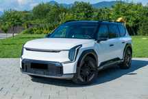 KIA EV9 2024 18.700 KM GT-Line 7 Locuri Full Electric FULL DOTARI