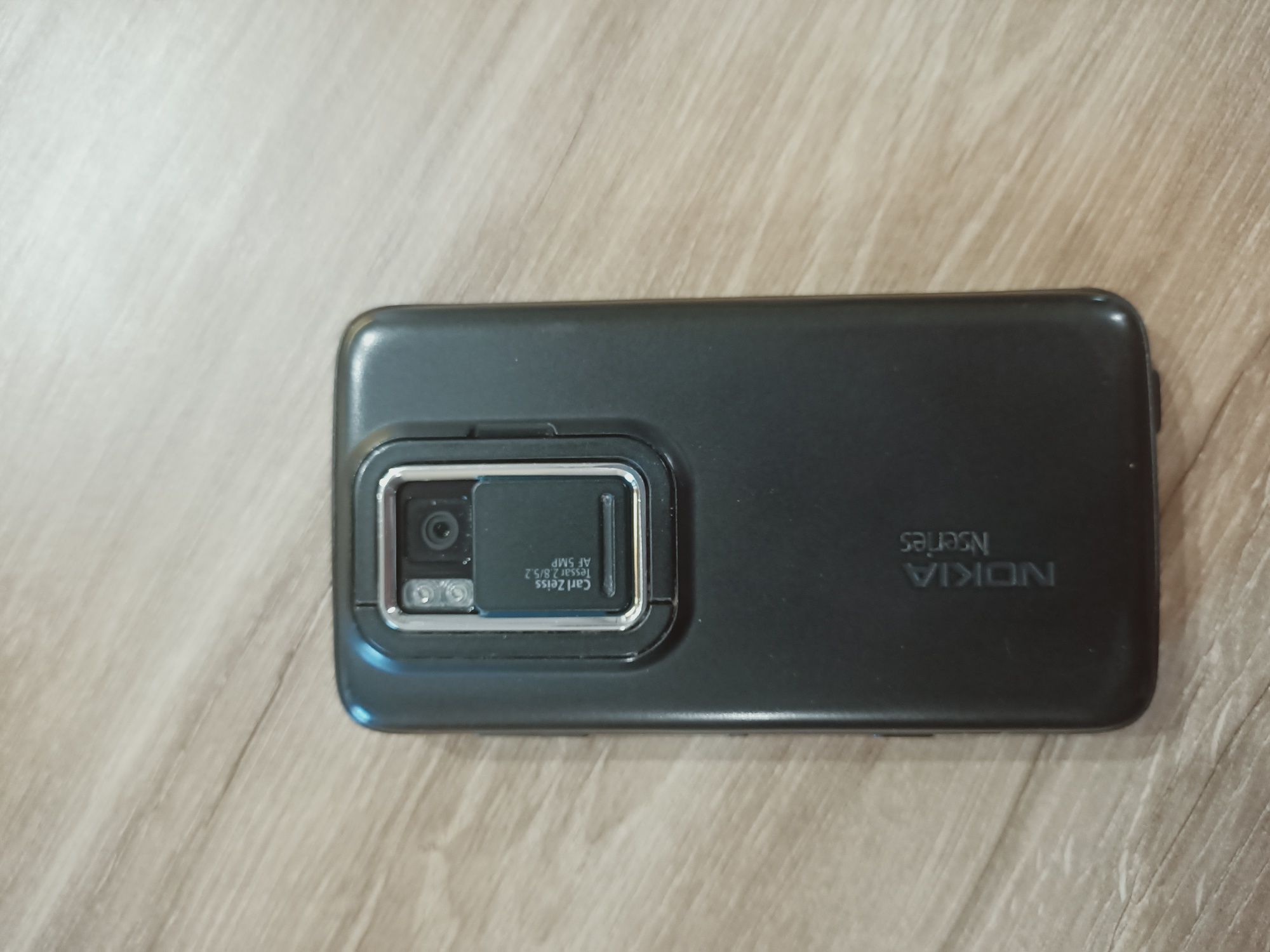 Телефон Nokia N900