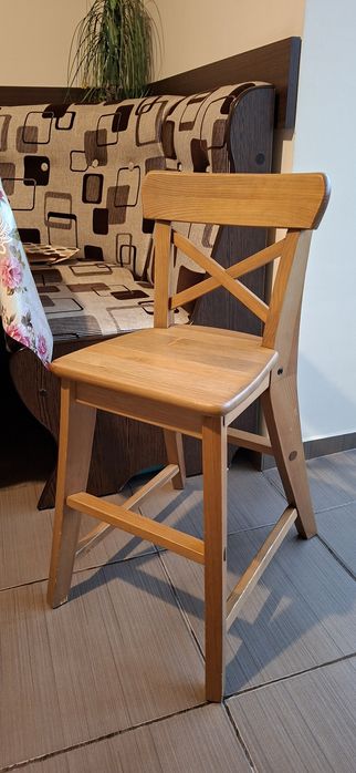 Scaun din lemn pentru copii