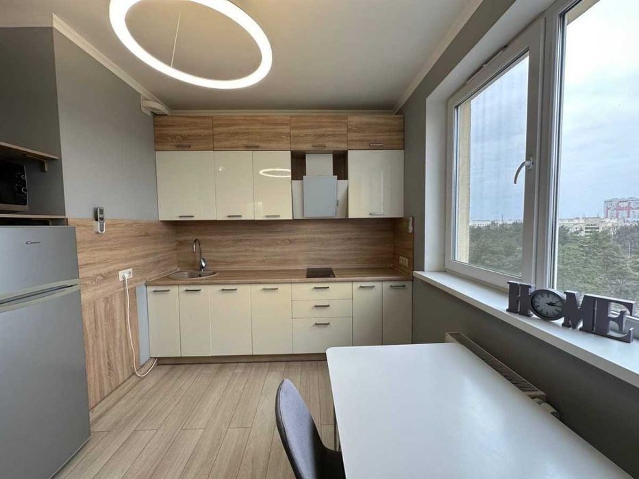 Дава се под наем Двустаен апартамент в София, Център - 65 кв.м за 397.8 € - Снимка #3