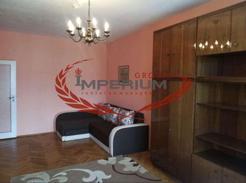 Четиристаен обзаведен апартамент под наем в района кв. Чайка, гр. Вар