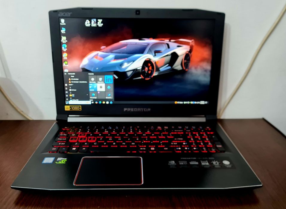 Laptop Gaming ACER Predator impecabil cu i7-7700HQ si Video GTX 1050Ti