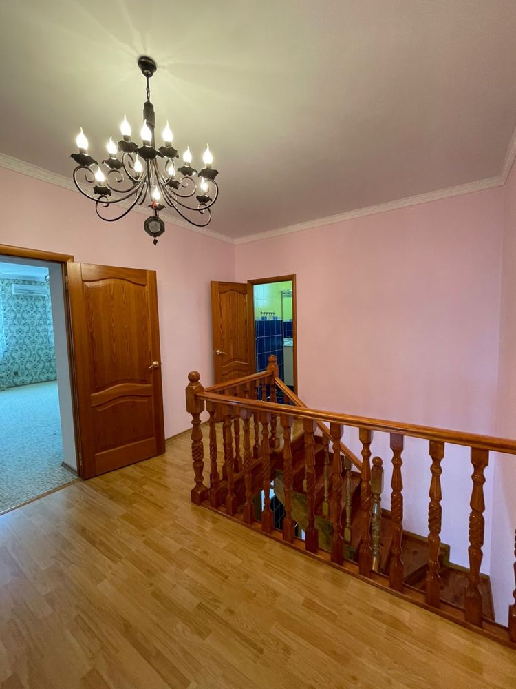 Продается 3х уровневый дом