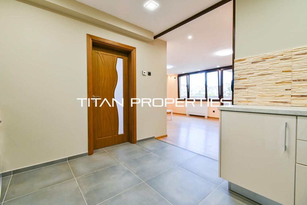 Продава се Тристаен апартамент в София, Люлин 8 - 100 кв.м за 3000 €/кв.м - Снимка #6