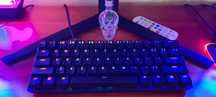 Vând tastatură Razer Huntsman Mini (Red Switch) – Ca Nouă!