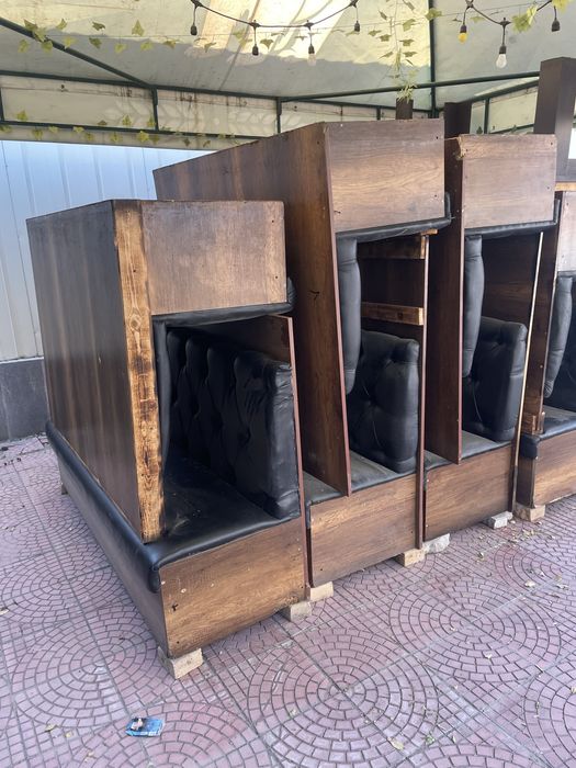 Продам мебель для заведения диваны кресла столы барная стойка бар