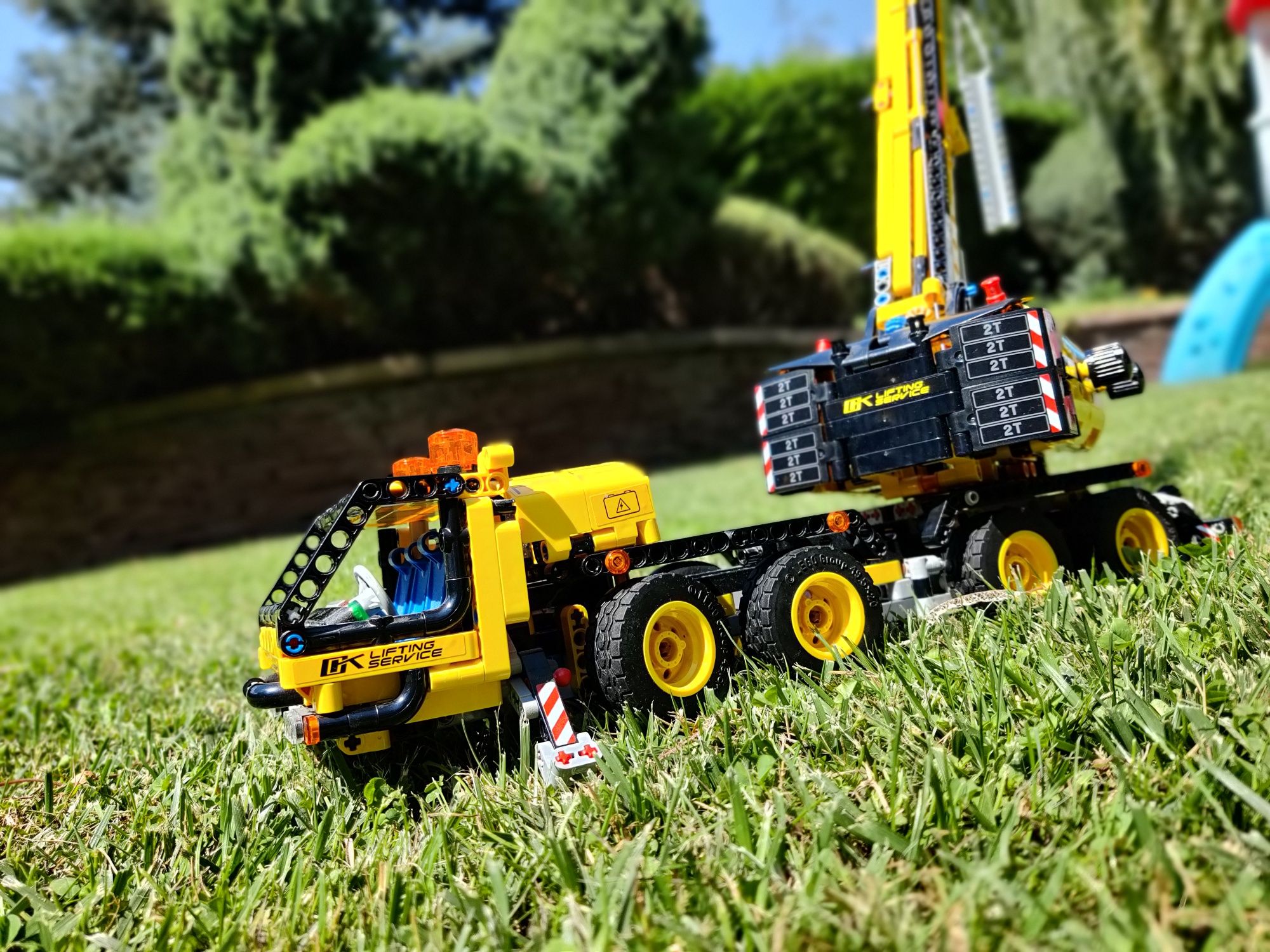 Продаю Конструктор Lego technic 42108 мобильный кран