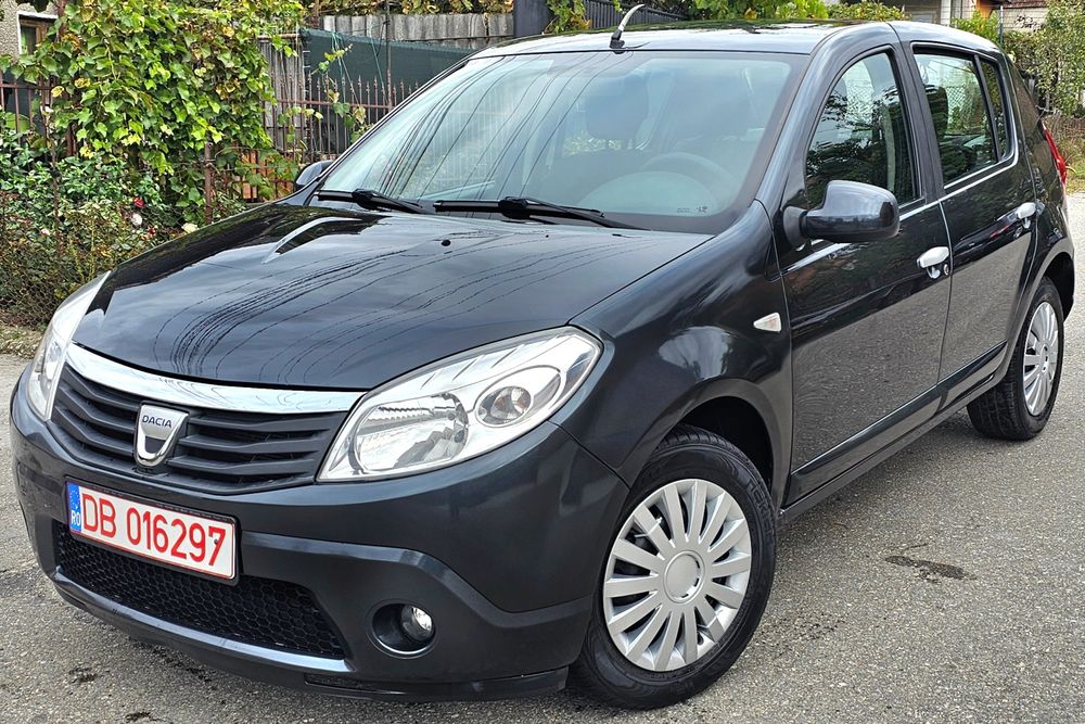 Dacia Sandero/Benzină/AC/Servo