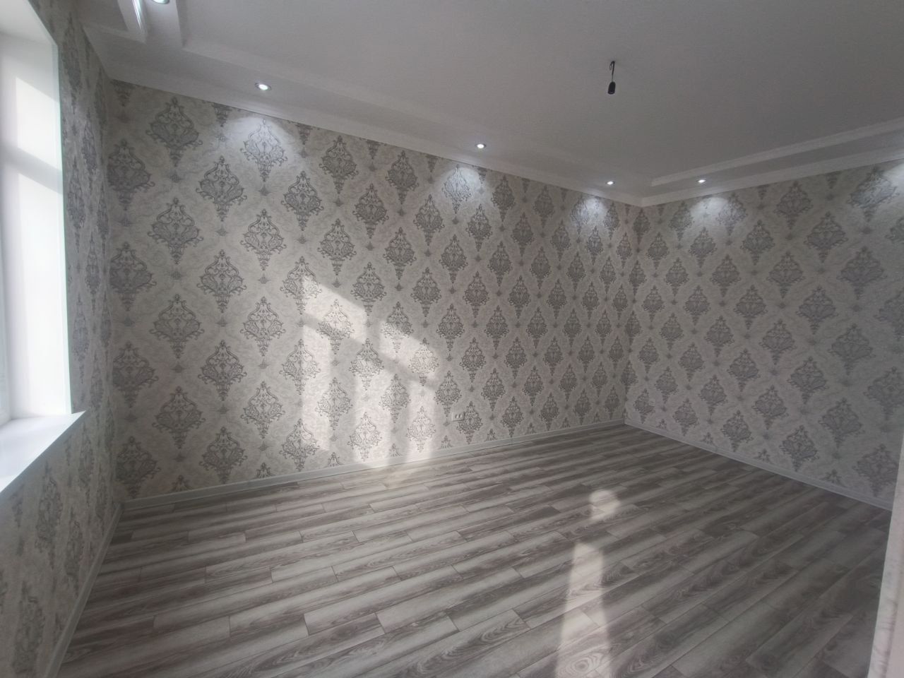 Евро коттедж. 2 этажа. 3 комнаты. 85 м² ремонт под ключ Сергели. Кирпи