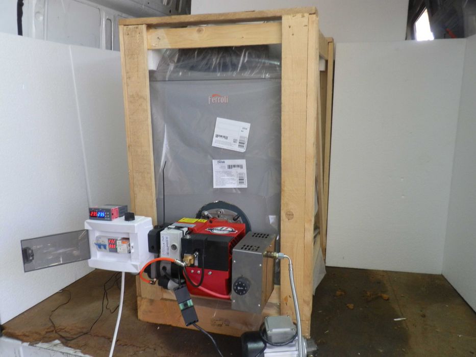 Чугунен водогреен котел „ПРО 50“ (15-50KW) на отработено масло и олио