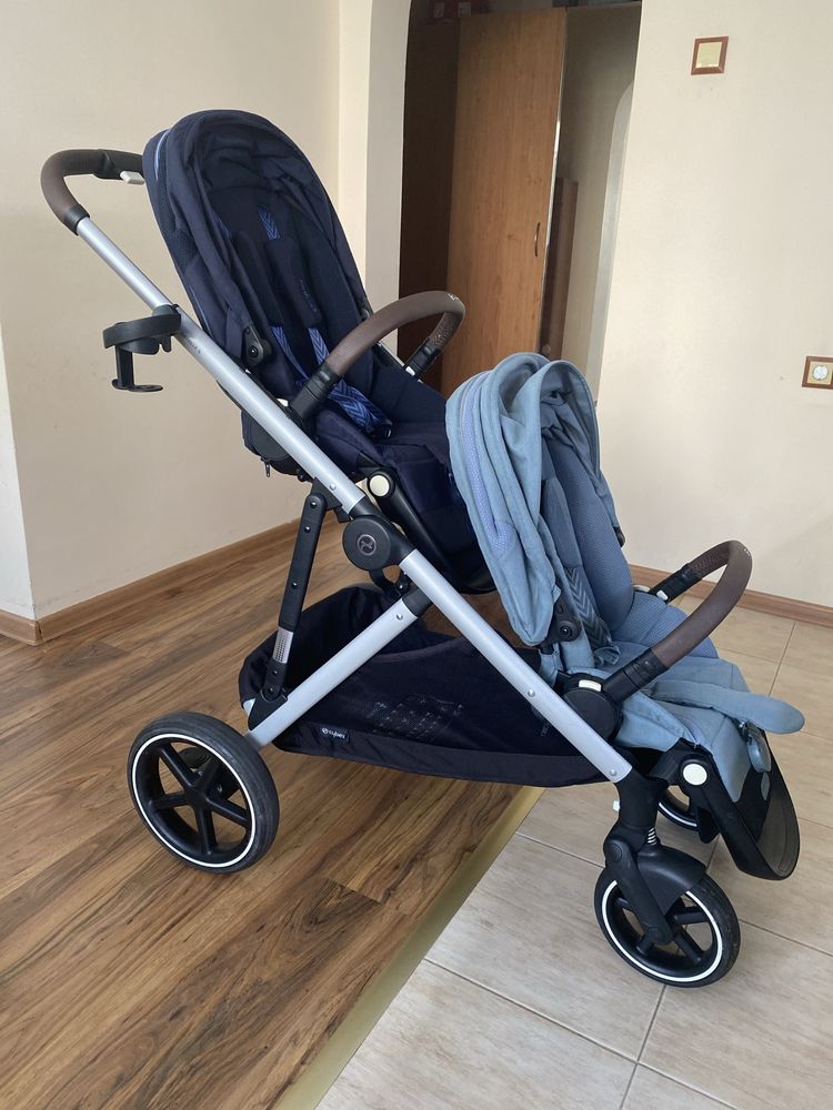 Продавам бебешка количка за близнаци Cybex Gazelle S - сребърно шаси