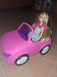 Masina Barbie și papusa